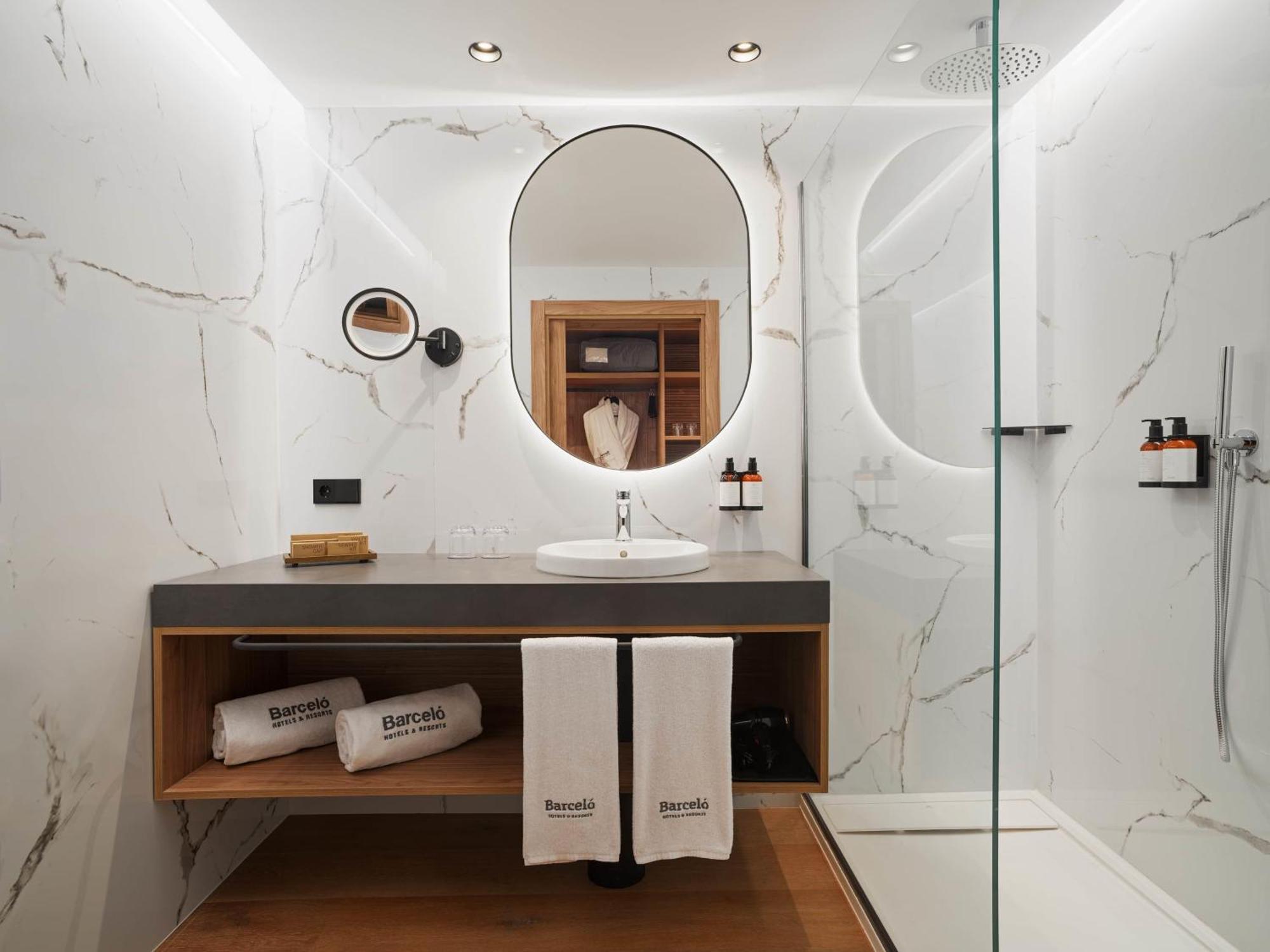Double or Twin Room City View